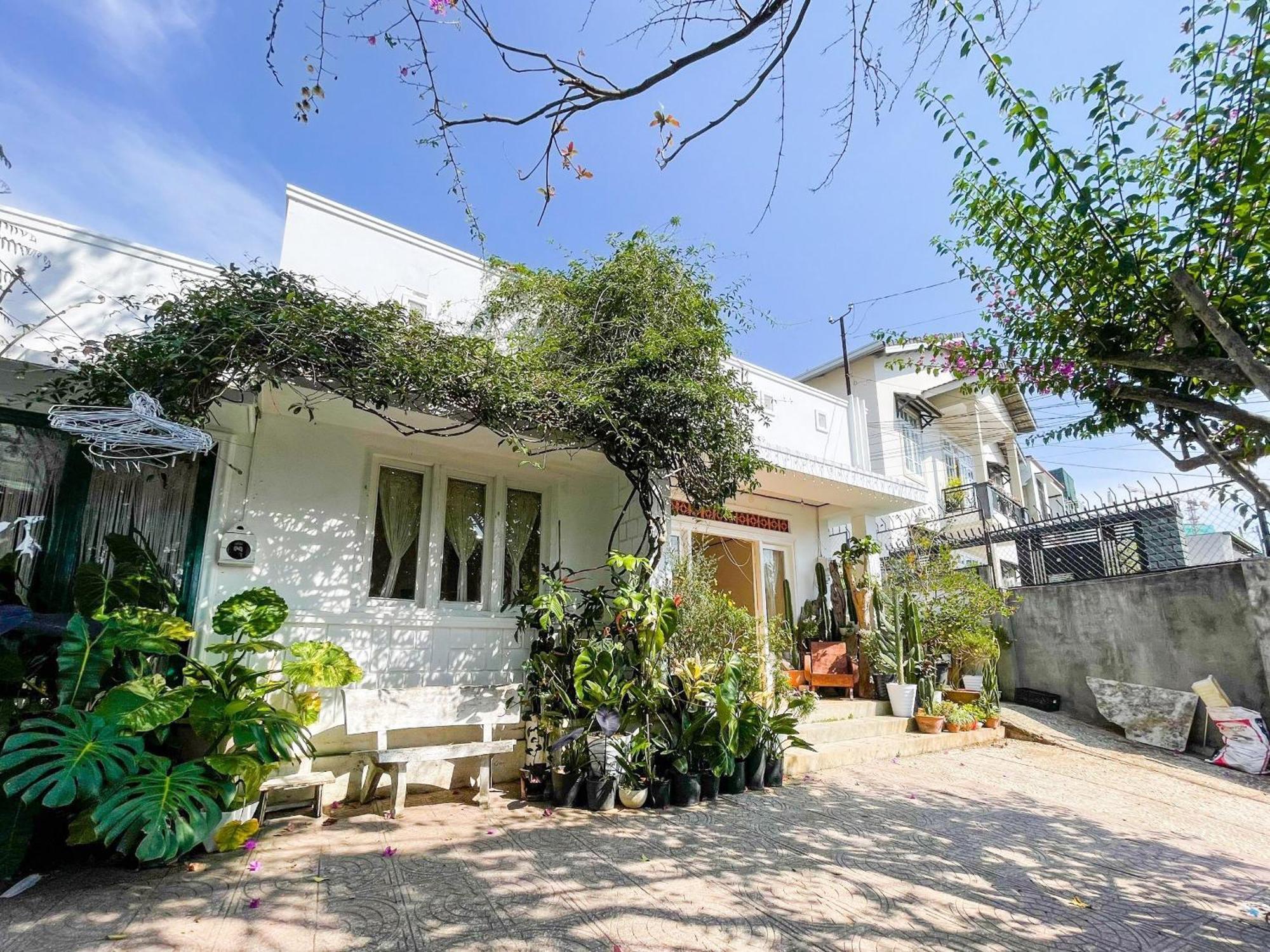 Hat De Homestay Dalat Exteriör bild